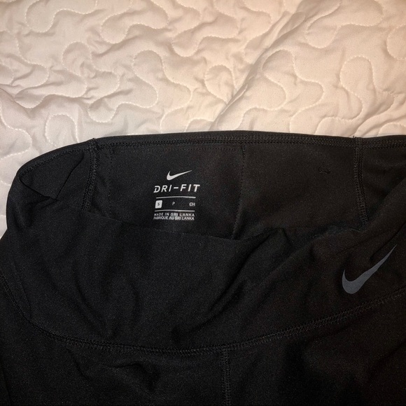 black active Nike leggings - Picture 4 of 5